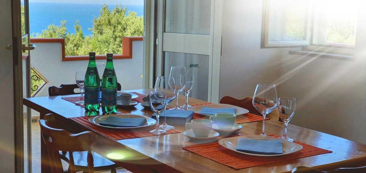 Cichello Apartments Capo Vaticano Eksteriør bilde