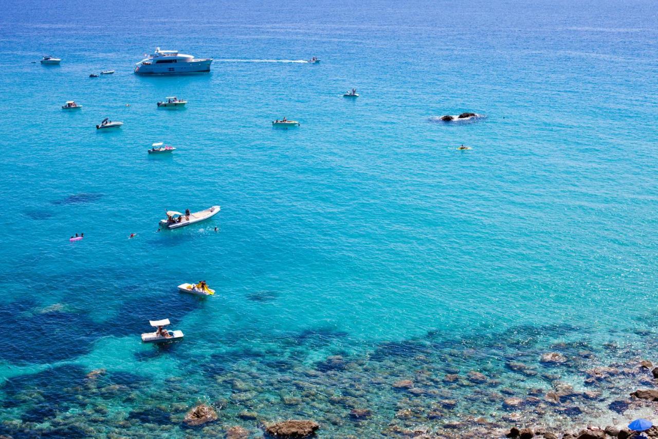 Cichello Apartments Capo Vaticano Eksteriør bilde
