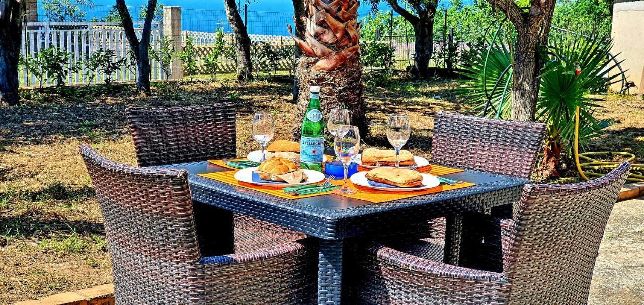 Cichello Apartments Capo Vaticano Eksteriør bilde