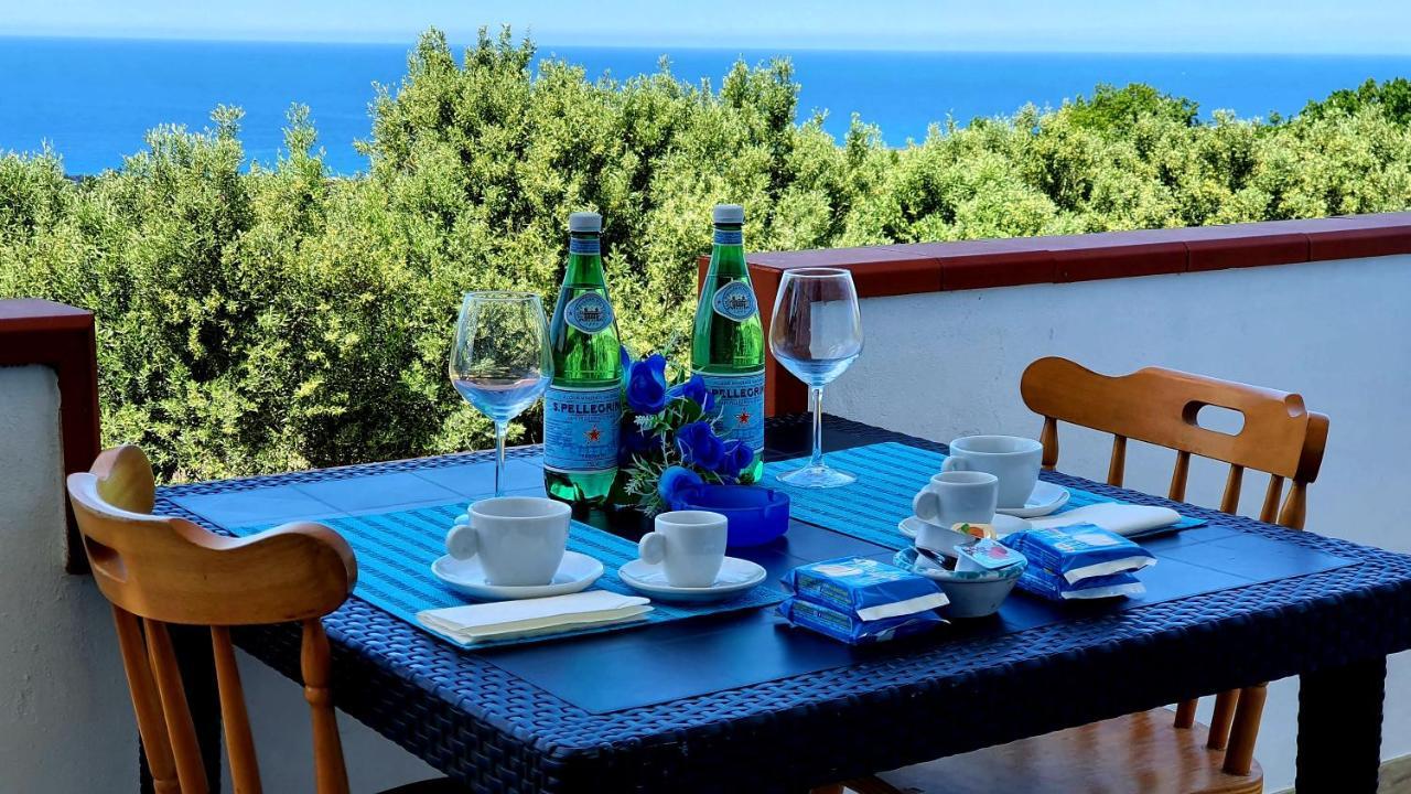 Cichello Apartments Capo Vaticano Eksteriør bilde